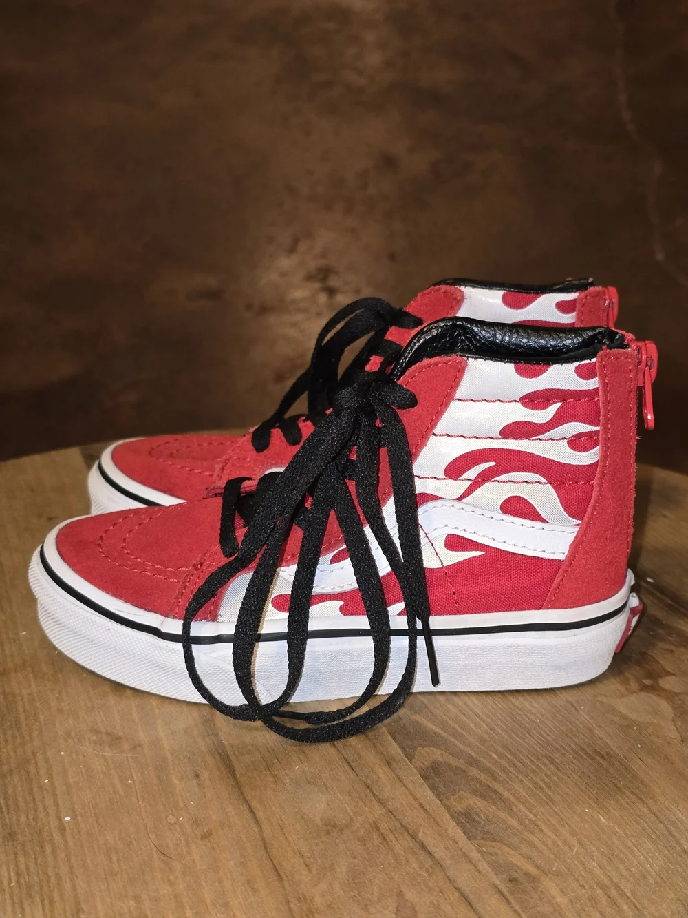 VANS Sk8-Hi Zip Ferocious Flame Red White High Top Sneakers Kids Size 11
